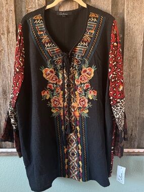 Calessa Black Embroidered Floral Boho Tunic with Red Mixed-Print Sleeves
